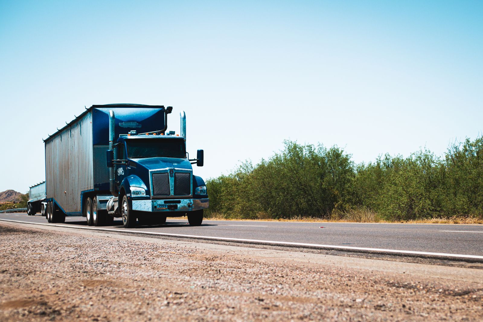 18-wheeler on an open South Texas interstate outside San Antonio